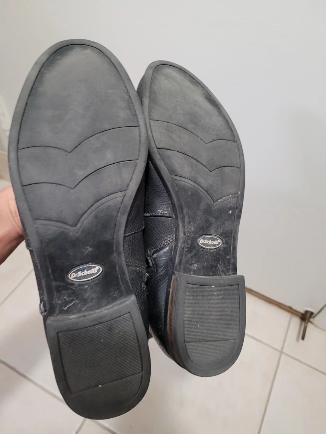 FREE 🎁  Dr. Scholl's Black Knee-High Boots - photo 4