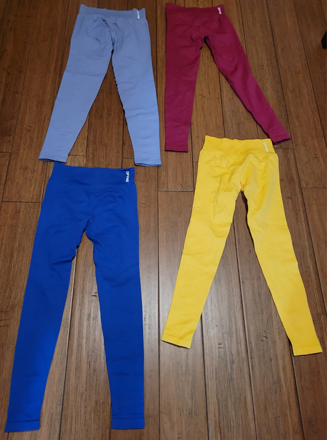 Dfyne Scrutch butt Gym Leggings Size XS  /  BRAND NEW / LOT OF 4 - photo 2