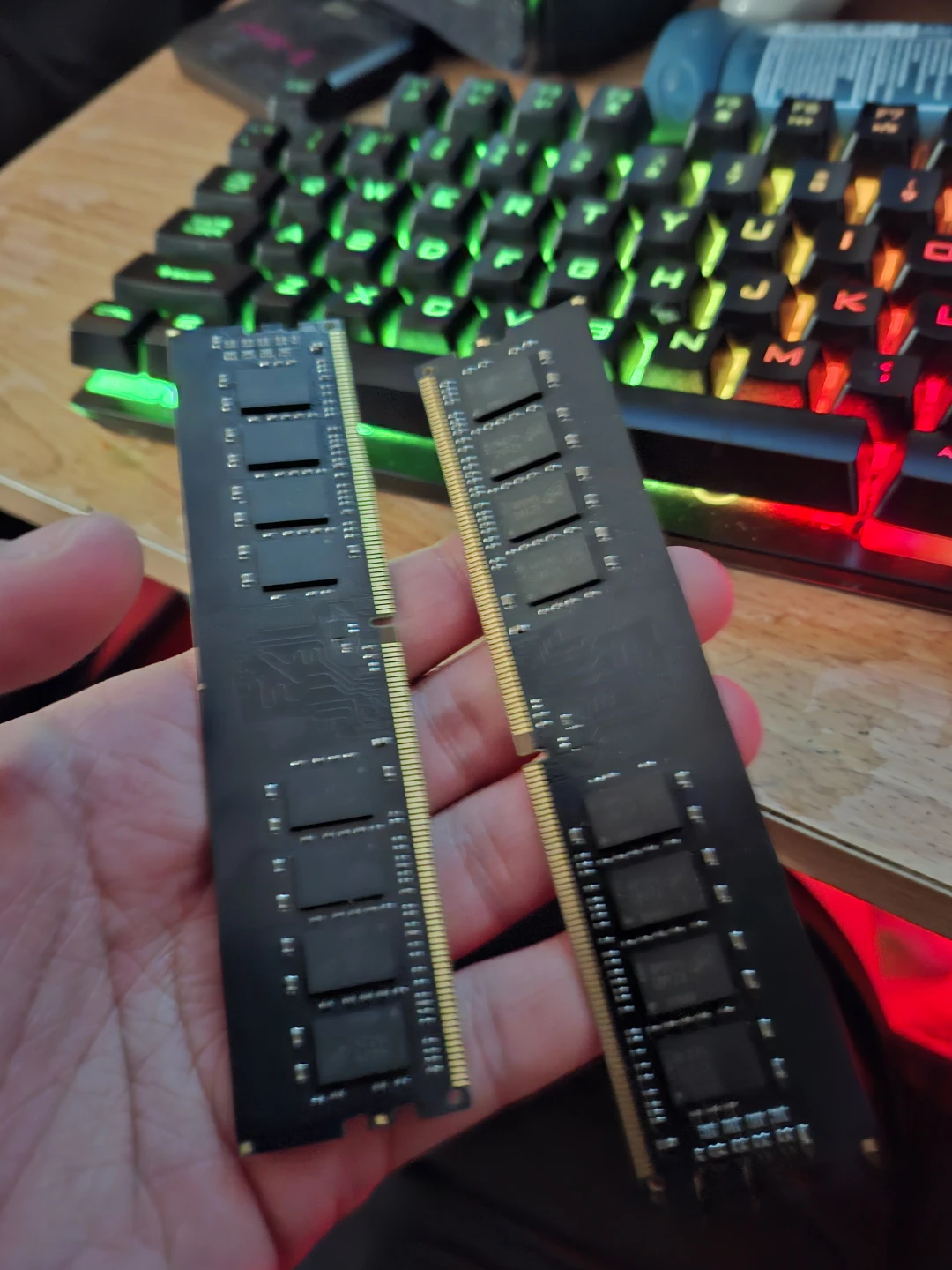 DDR4 16GB RAM 2666MHz Computer Memory Sticks (2x) - photo 3