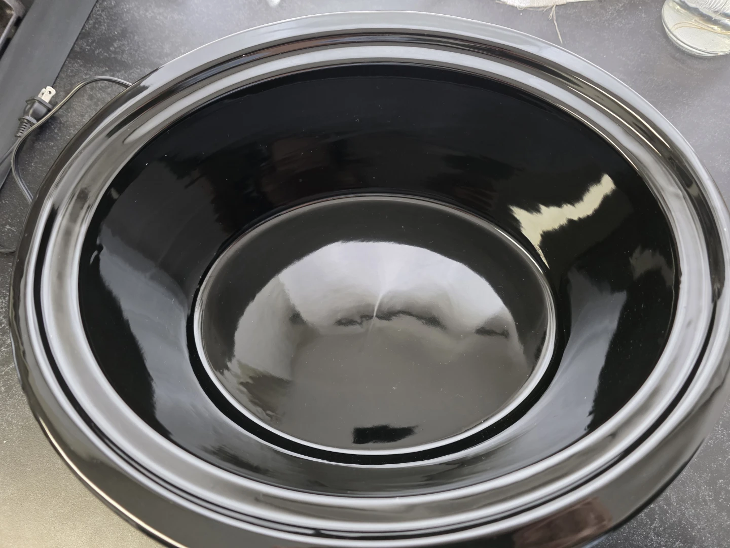 Genuine Crock-Pot – Excellent Condition - photo 3