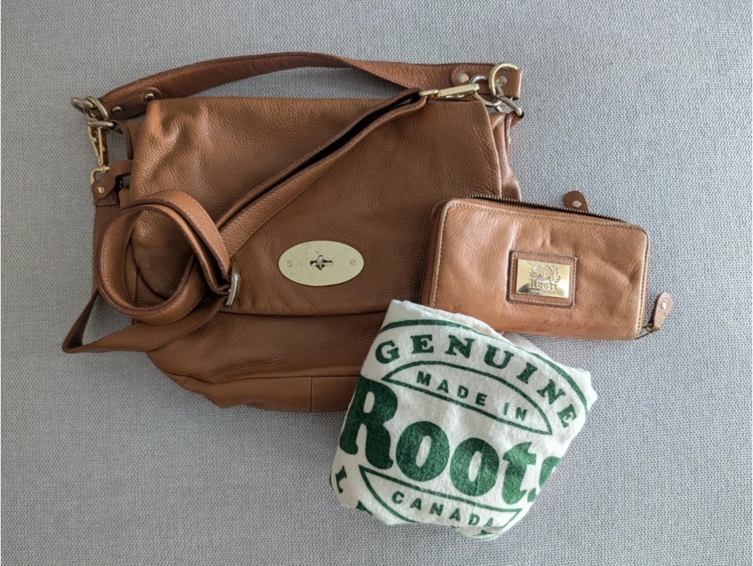 Roots Leather Crossbody Bag and Wallet Set - photo 2