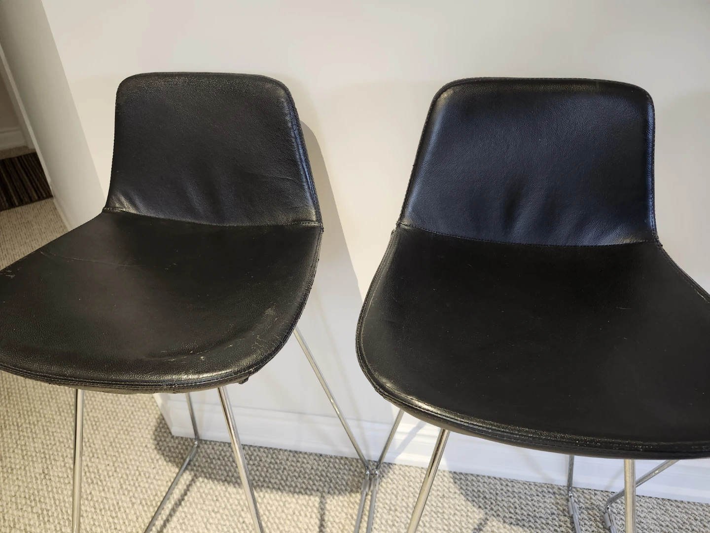 Set of 3 Black Leather Bar Stools - photo 3