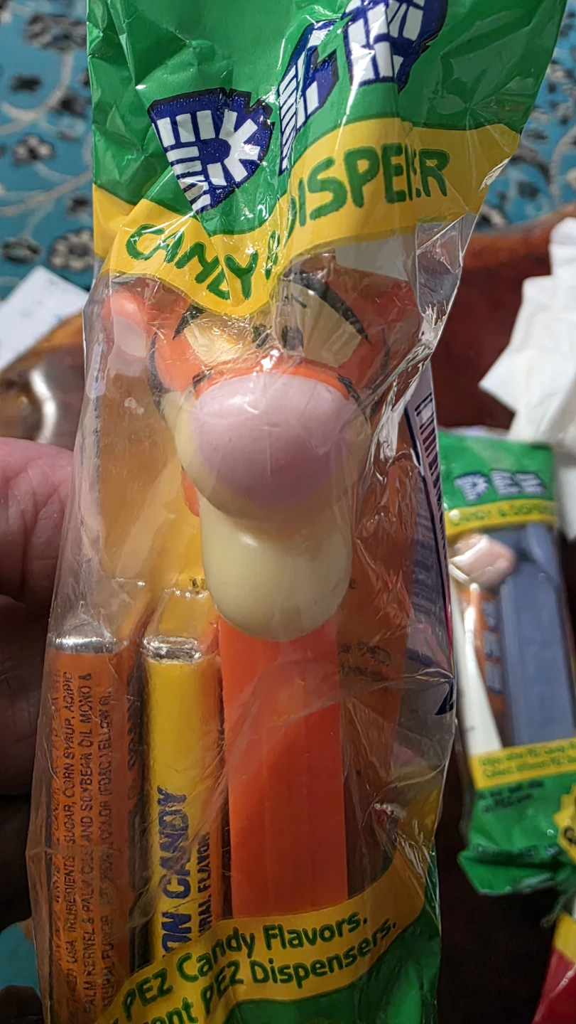 PEZ Candy & Dispenser Set - Assorted Characters - photo 3