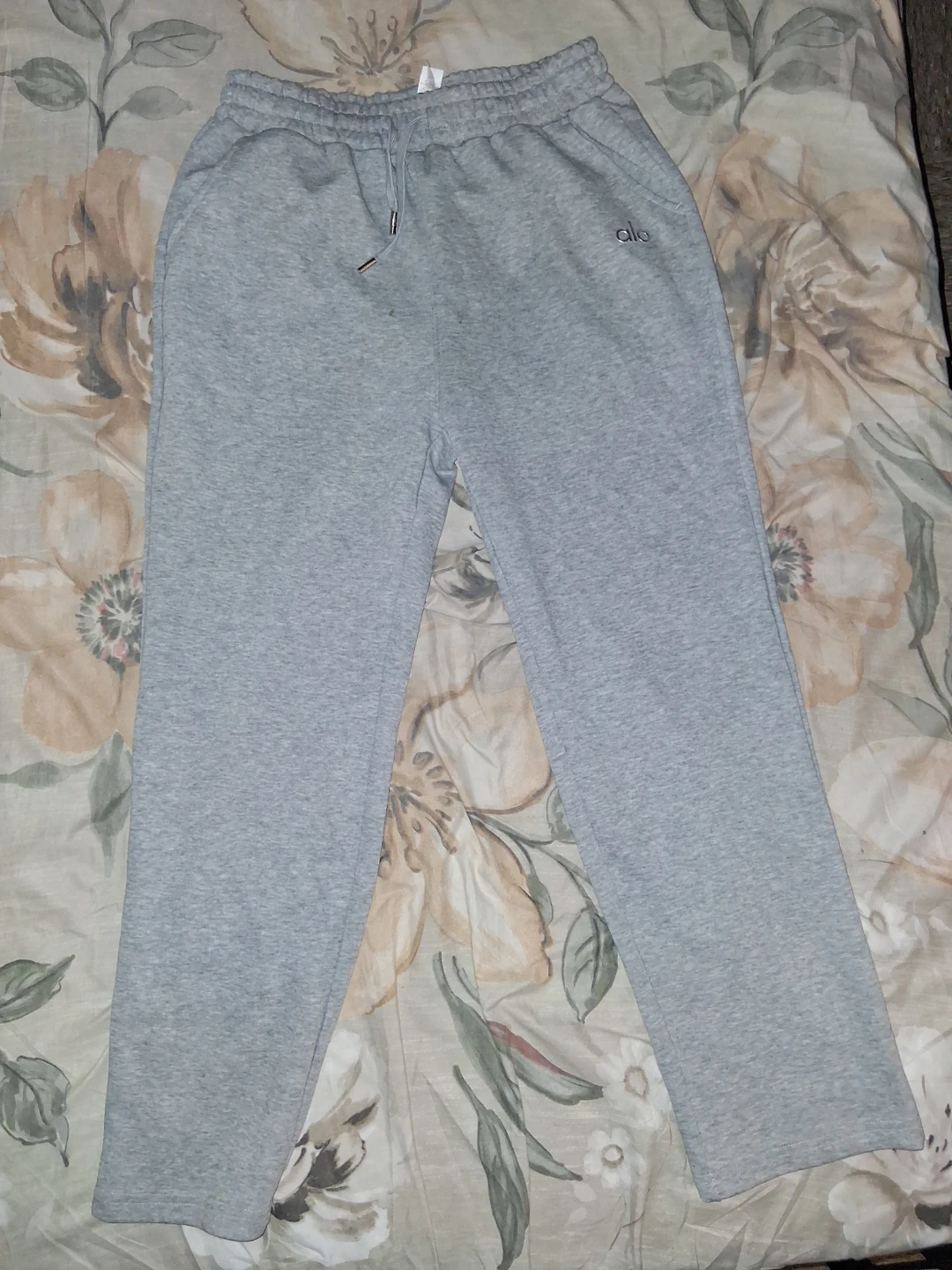 ALO Yoga Sweatpants