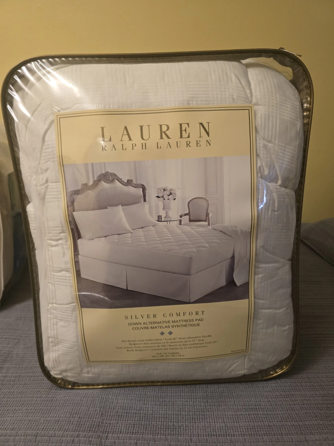 Lauren Ralph  cover