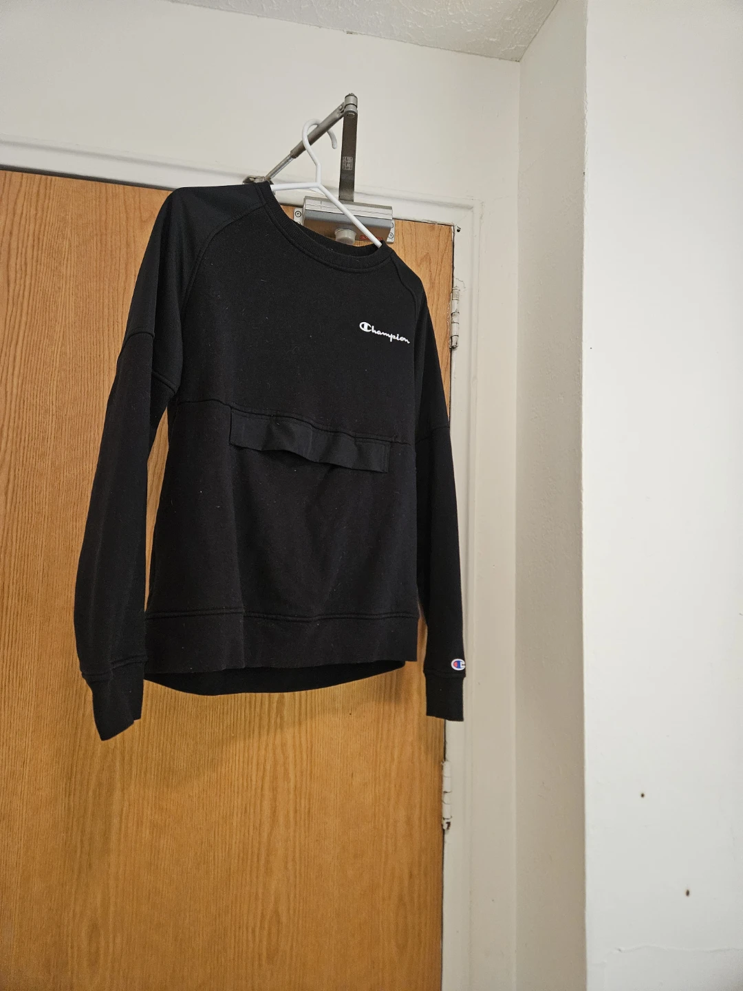 Champion Black Long Sleeve Sweatshirt - photo 2