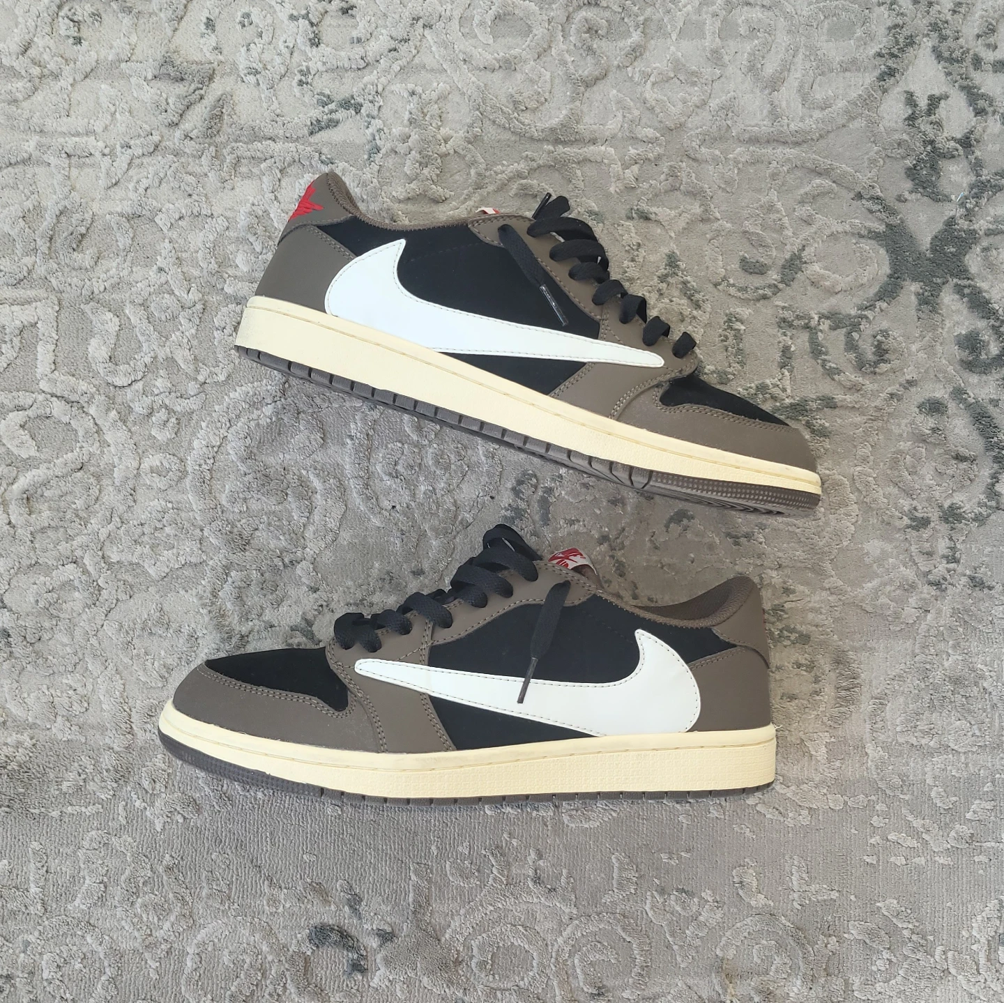 Nike Air Jordan 1 Low Travis Scott