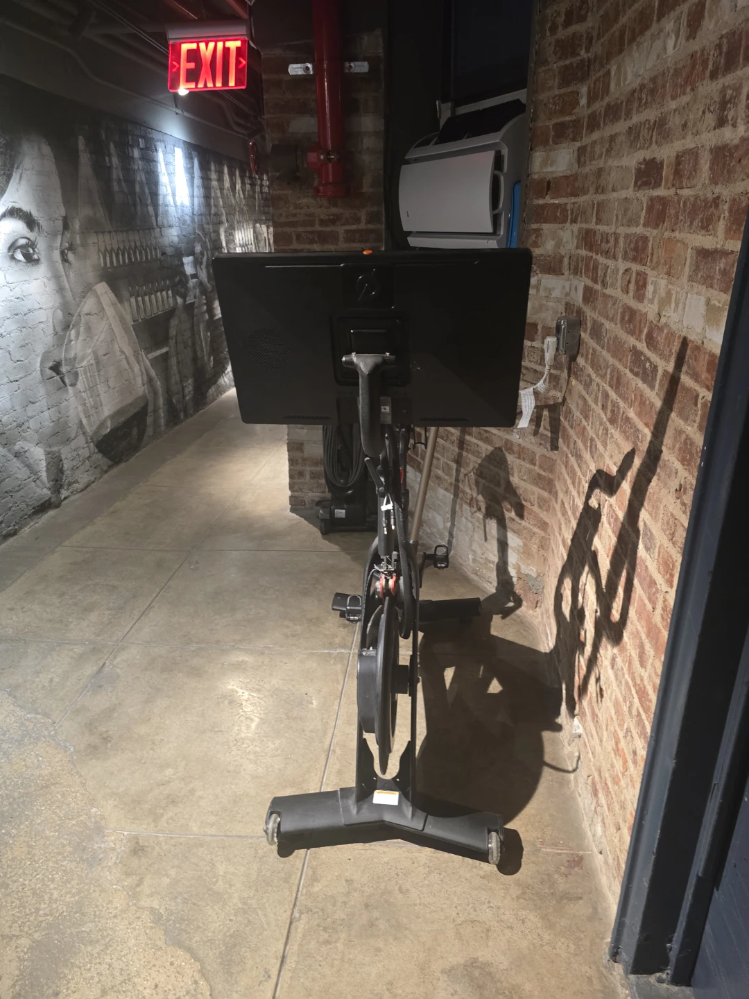 Peloton Bike with Screen - photo 4