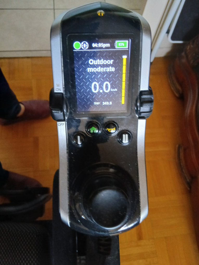 Quantum Q6 Edge Power Wheelchair - photo 5