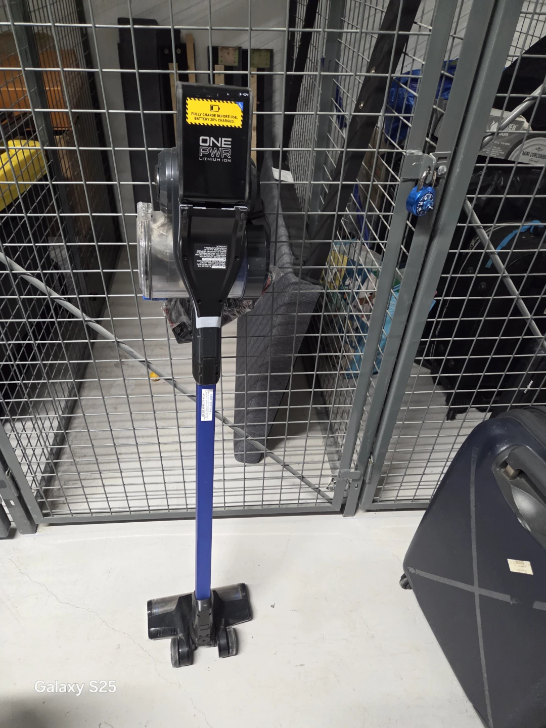 ONE PWR Cordless Stick Vacuum Cleaner - photo 2