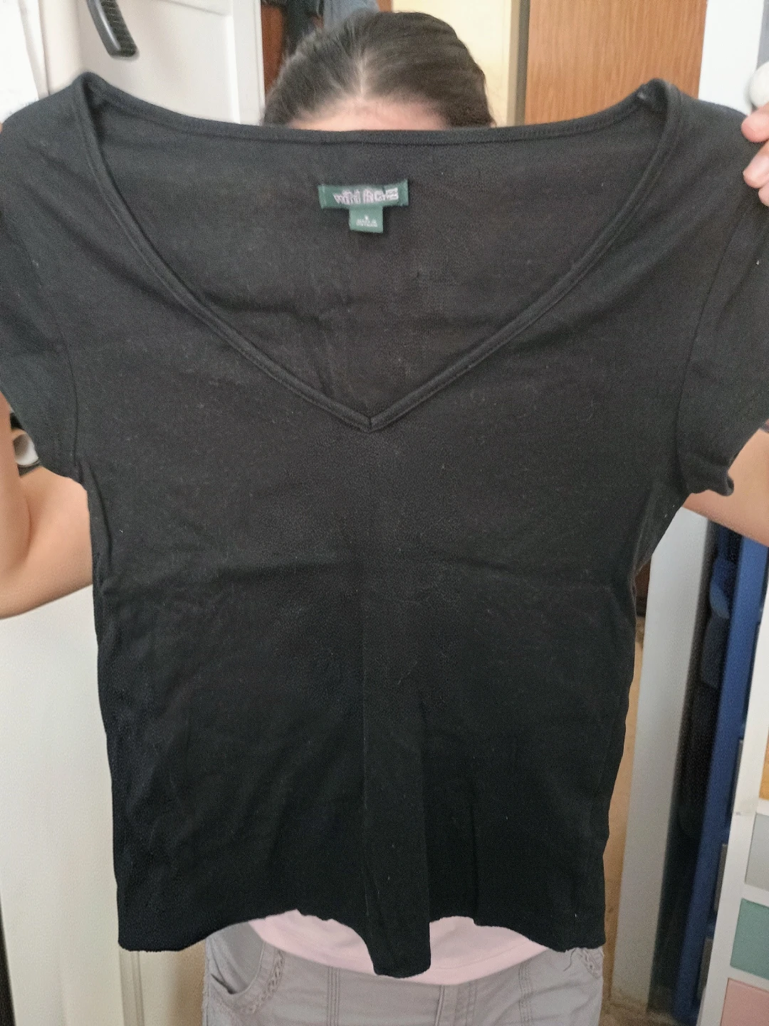 Wild Fable Black V-Neck T-Shirt - Size S - photo 3