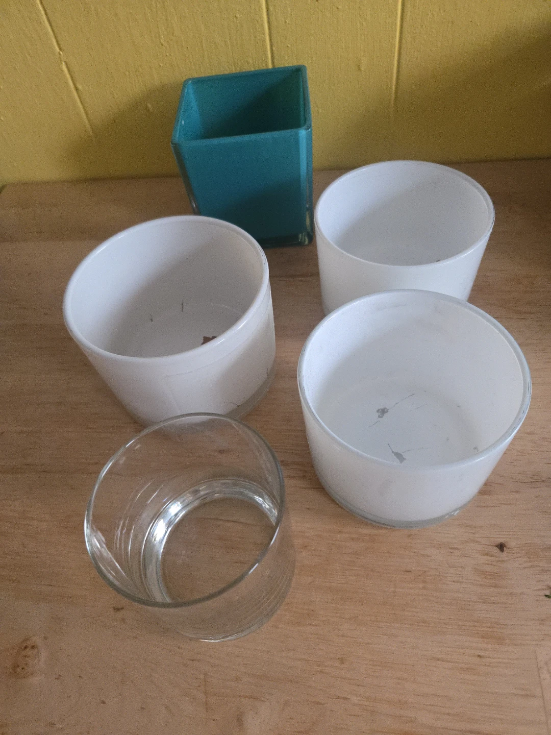 Set of 4 White Frosted Glass Candle Holders & Teal Blue Square - photo 2