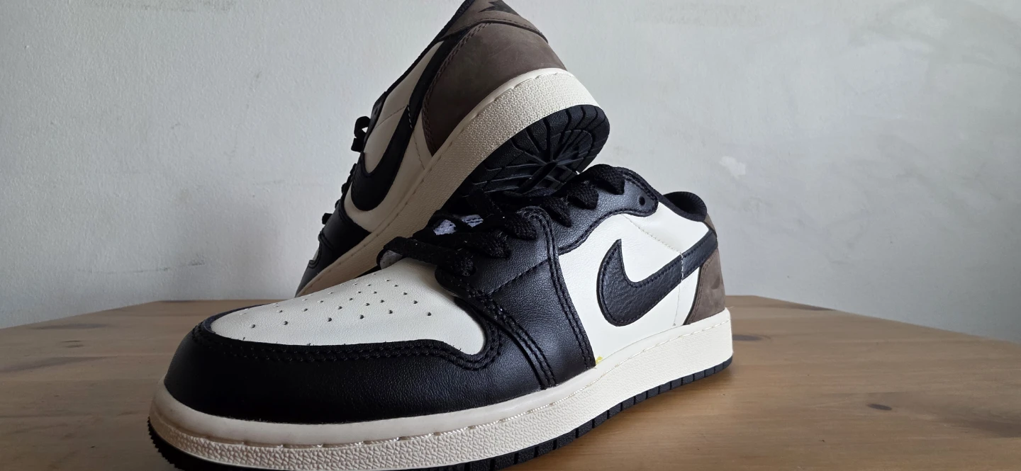 Kids Air Jordan 1 Low OG "Mocha" Sneakers