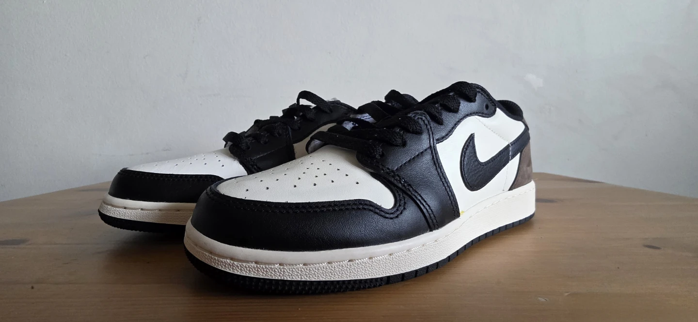 Kids Air Jordan 1 Low OG "Mocha" Sneakers - photo 3