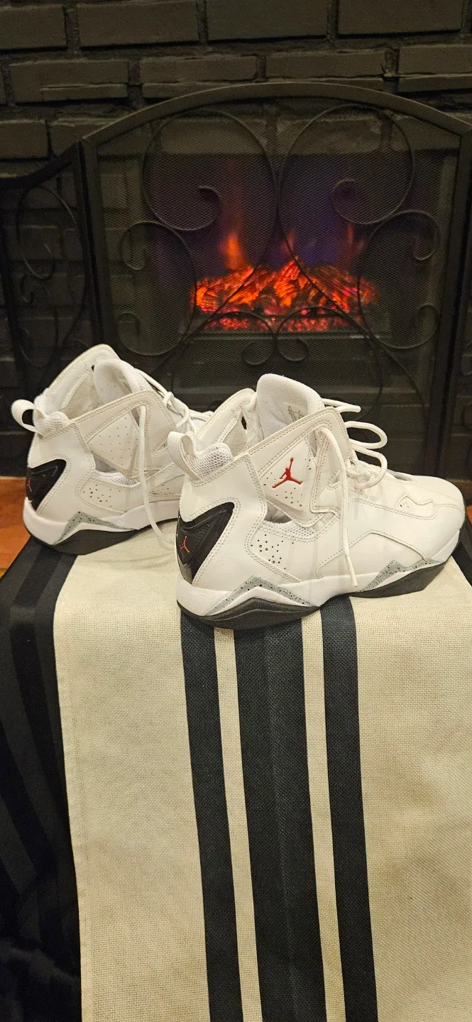 Air Jordan True Flight - White Cement Sneaker - photo 2
