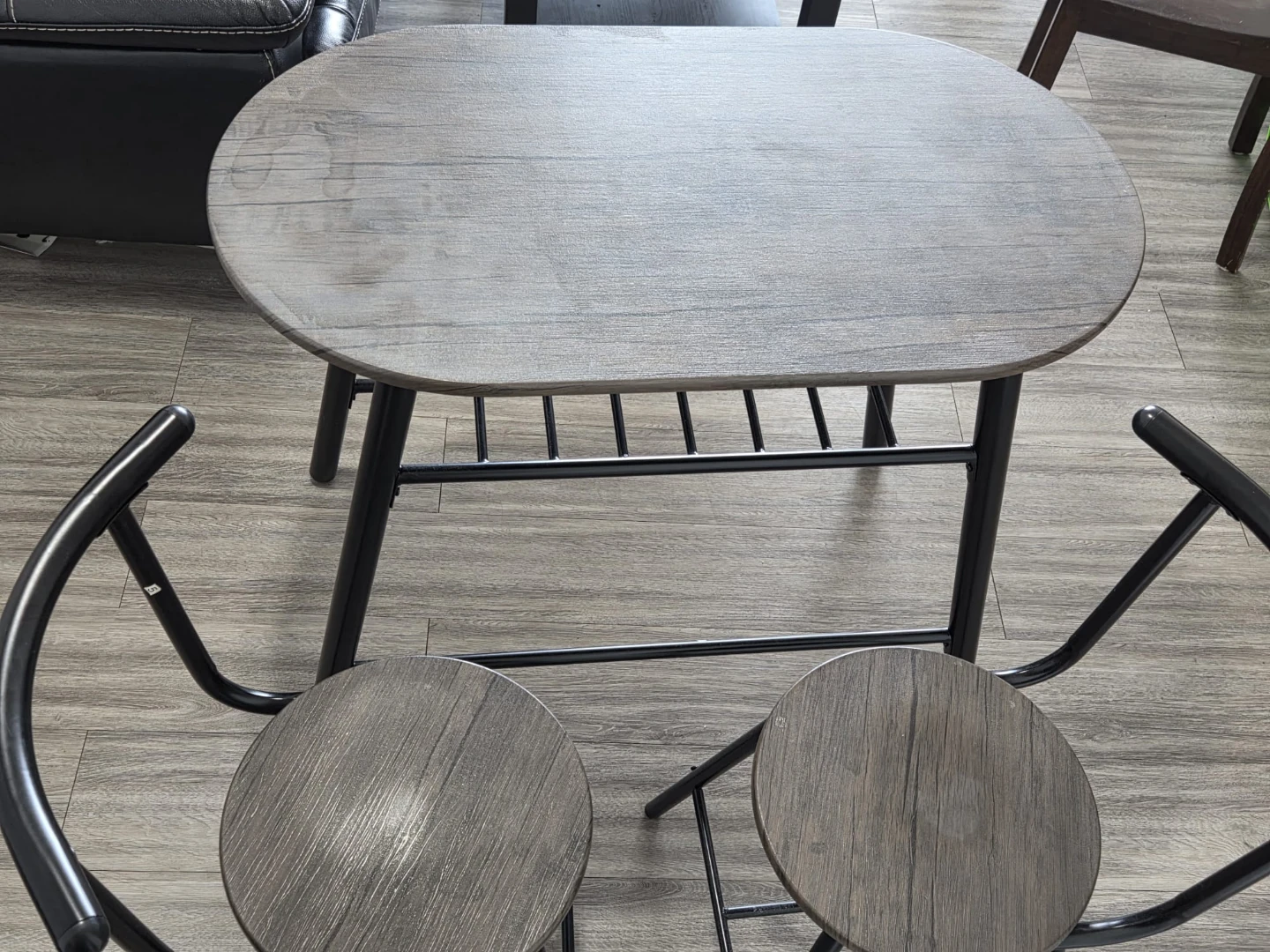 Oval Dining Table and Chairs Set