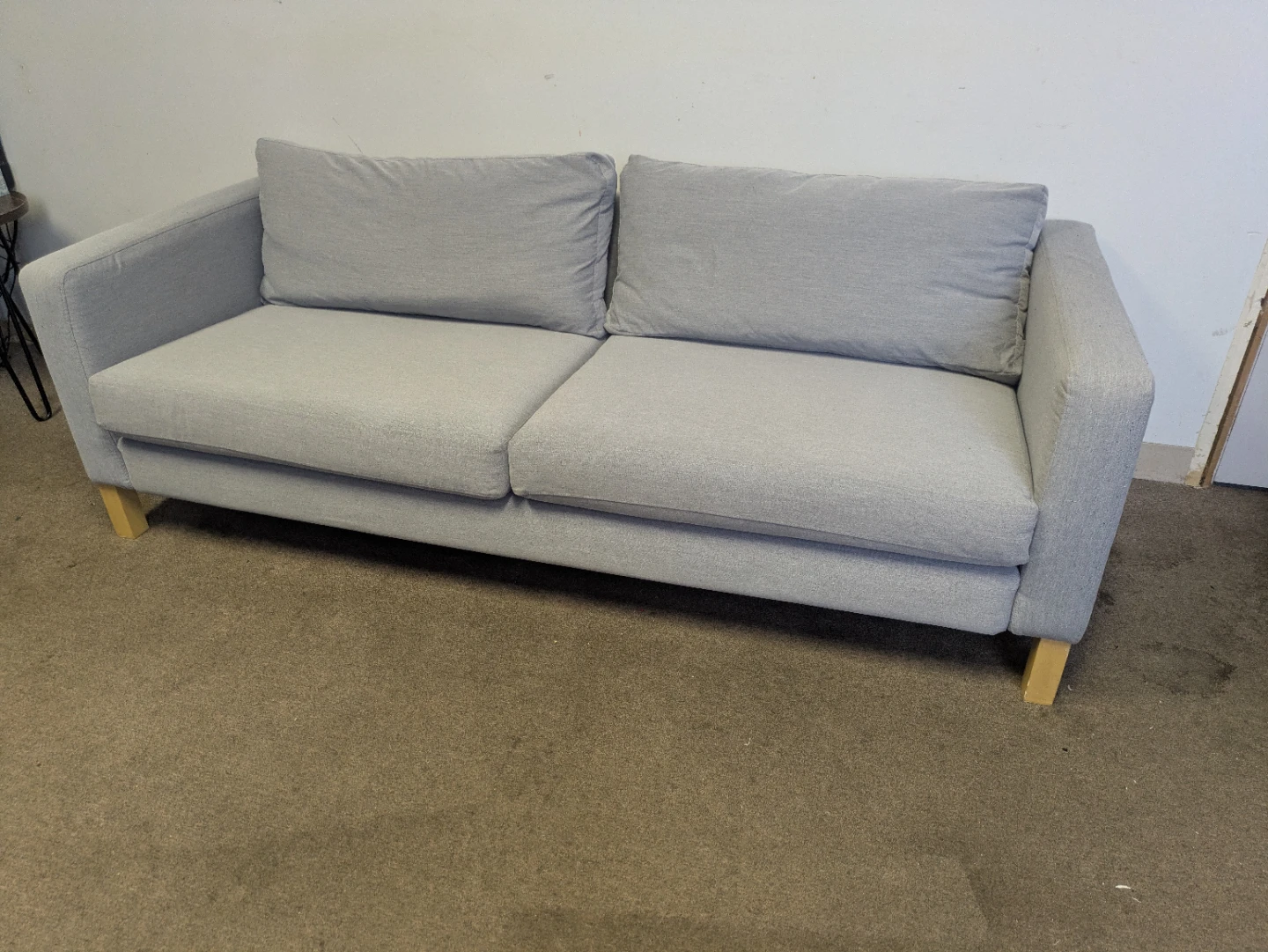 Couch - free delivery - photo 2