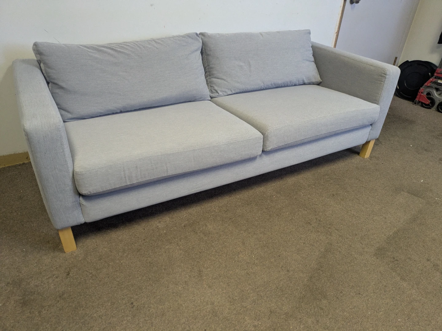 Couch - free delivery - photo 3