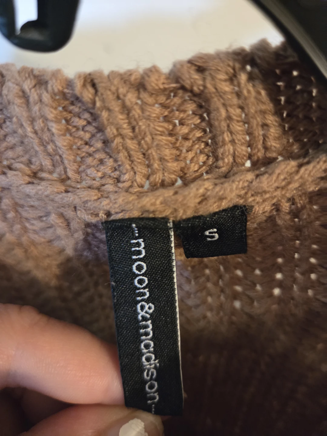 Moon & Madison Brown Cropped Sweater - Size S - photo 2