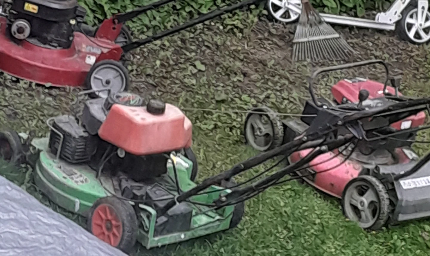 Used Lawnmower - photo 2