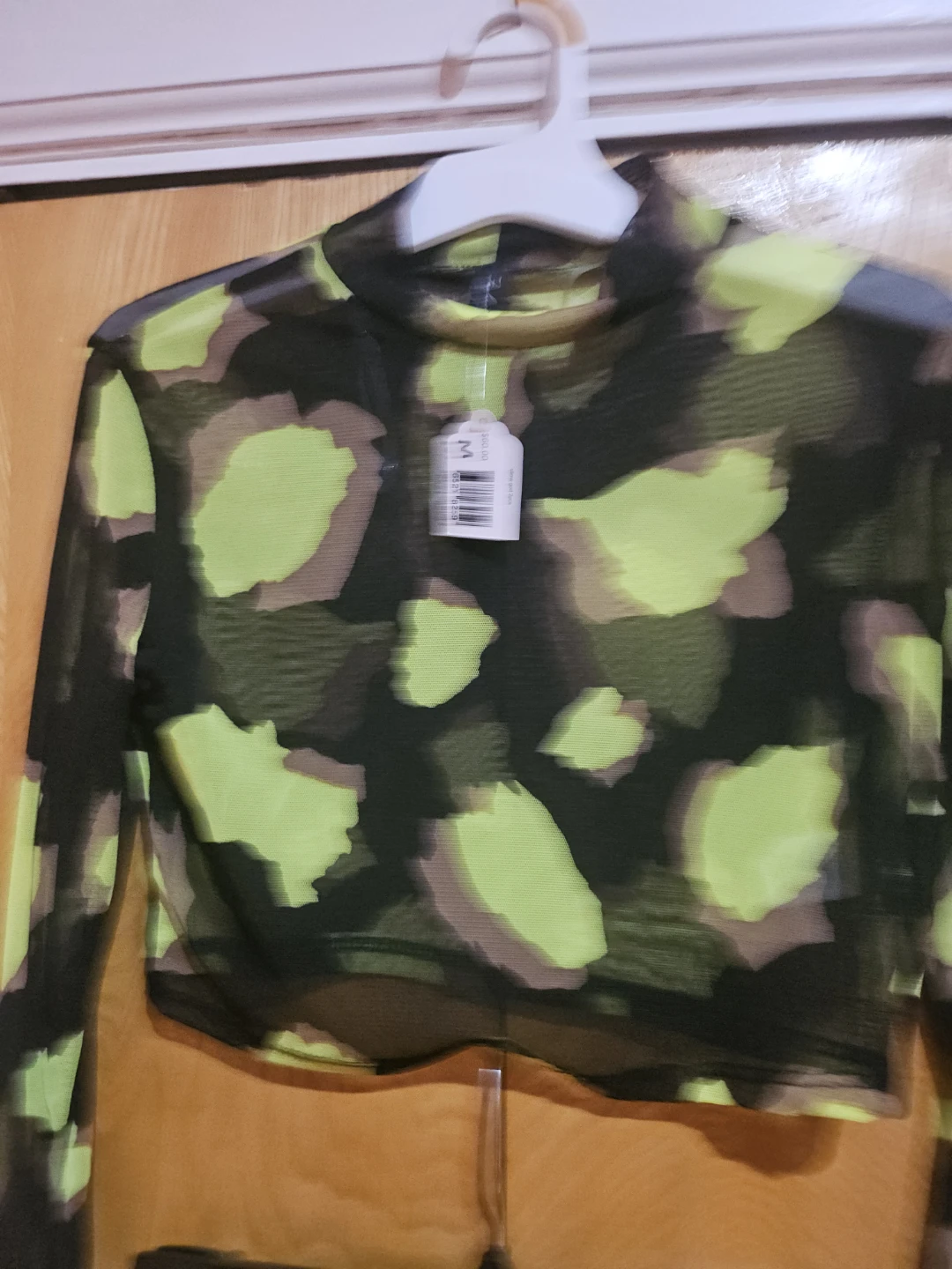 Women's Mesh Camo Crop Top and Ruched Skirt Set Size M - photo 2