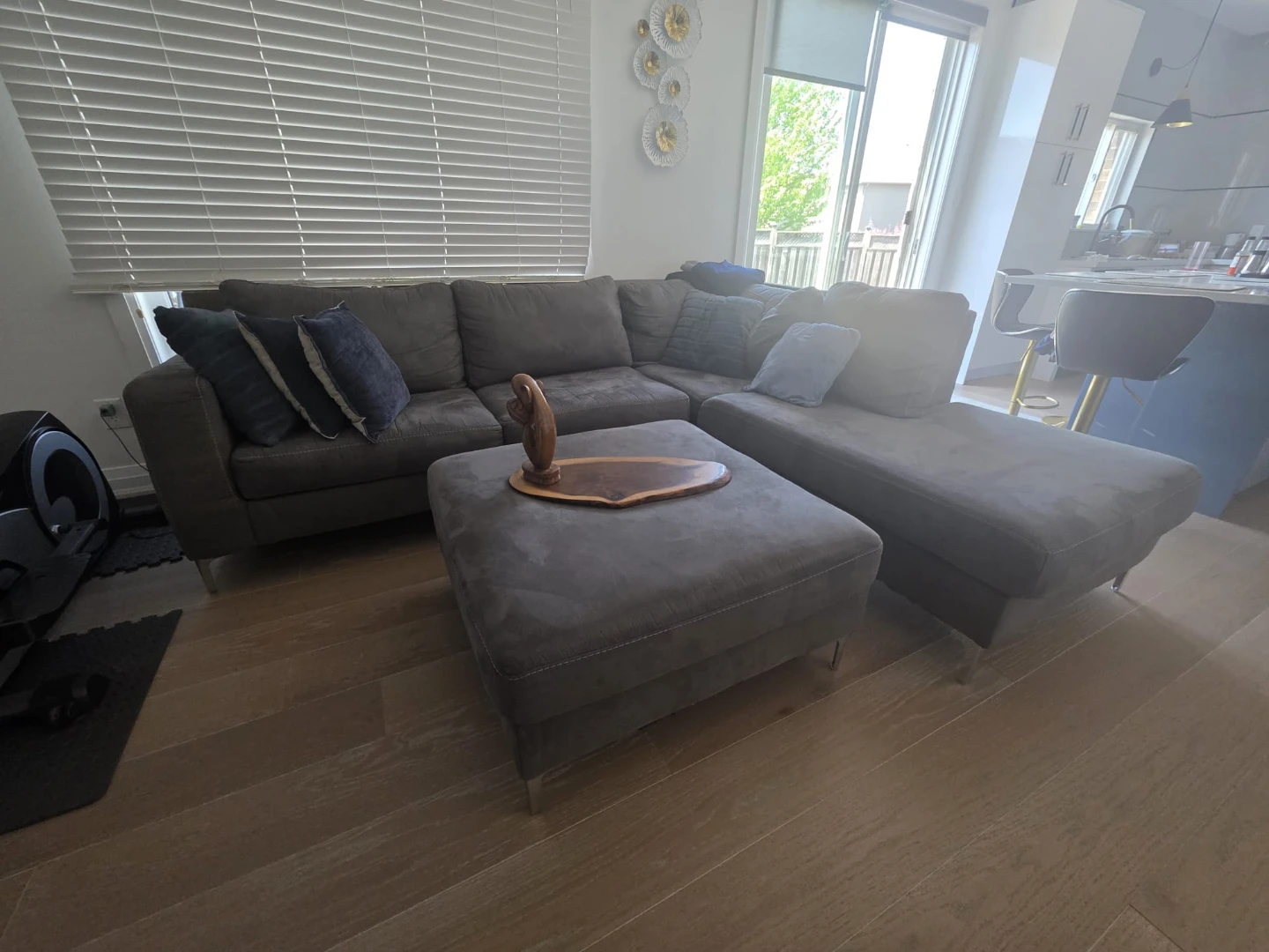 L shape sofa - photo 2