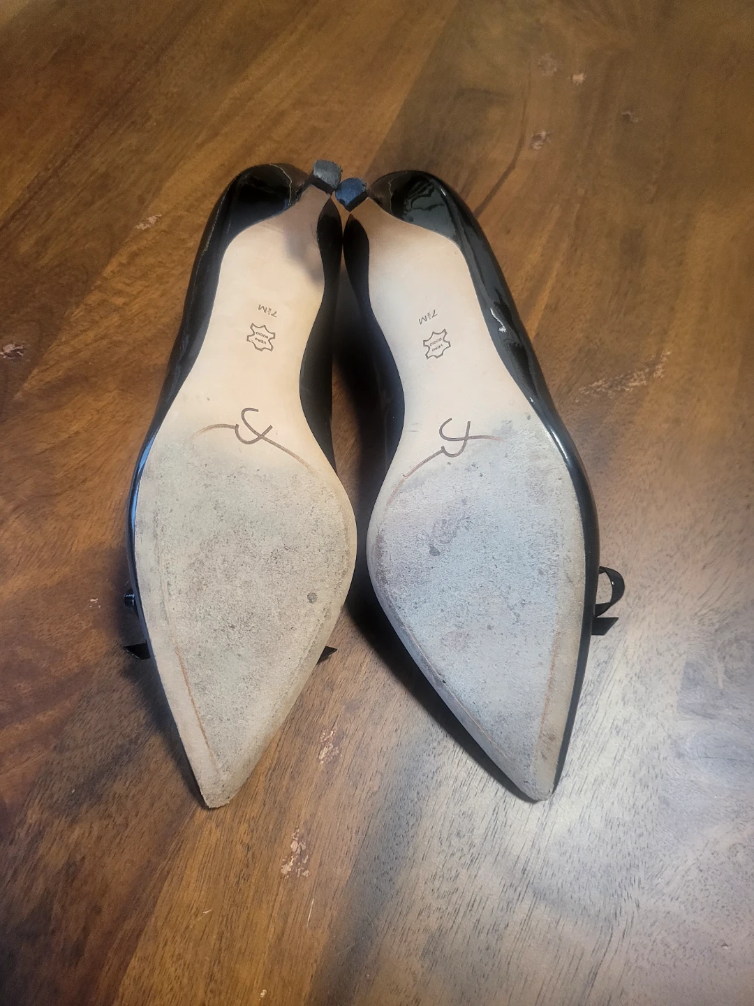 Black Patent Leather, Kitten Heel, Size 7.5M - photo 2