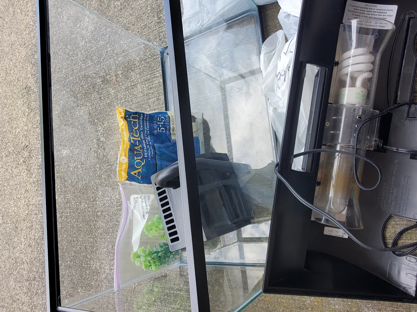 2 Aquarium Kits with Accessories - photo 3