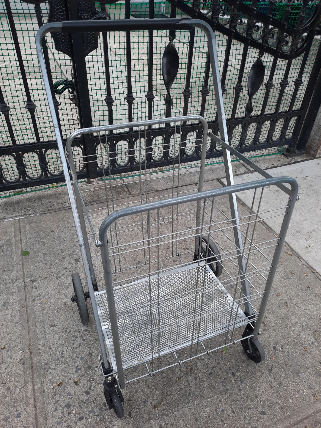 LARGE CART READ DESCRIPTION