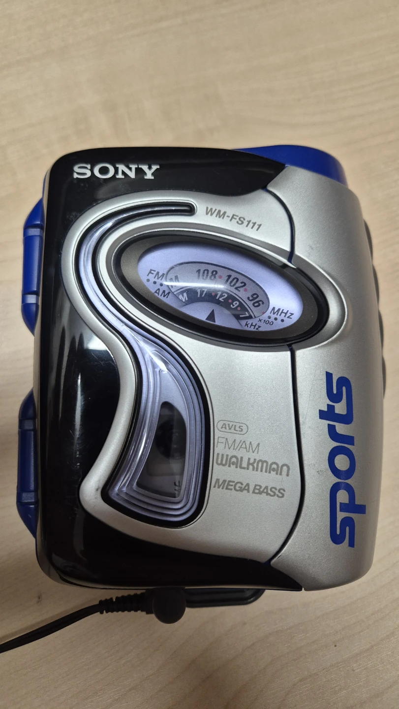 Sony Sports WM-FS111 Walkman Cassette Player