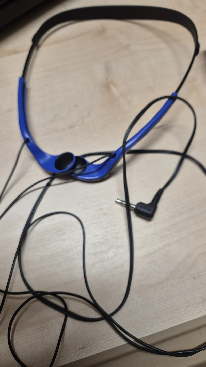 Sony Sports WM-FS111 Walkman Cassette Player - photo 4