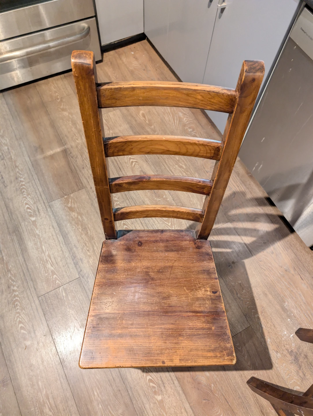 Beautiful industrial wrought iron table with wood slats - photo 5