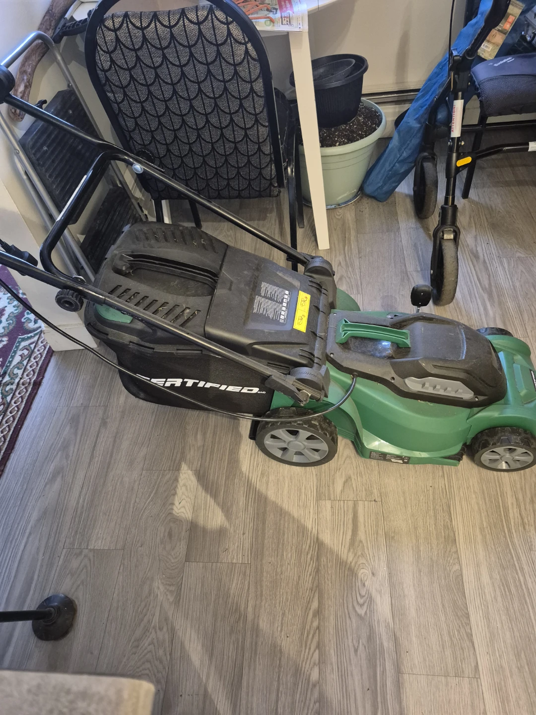 Certified Electric Lawn Mower