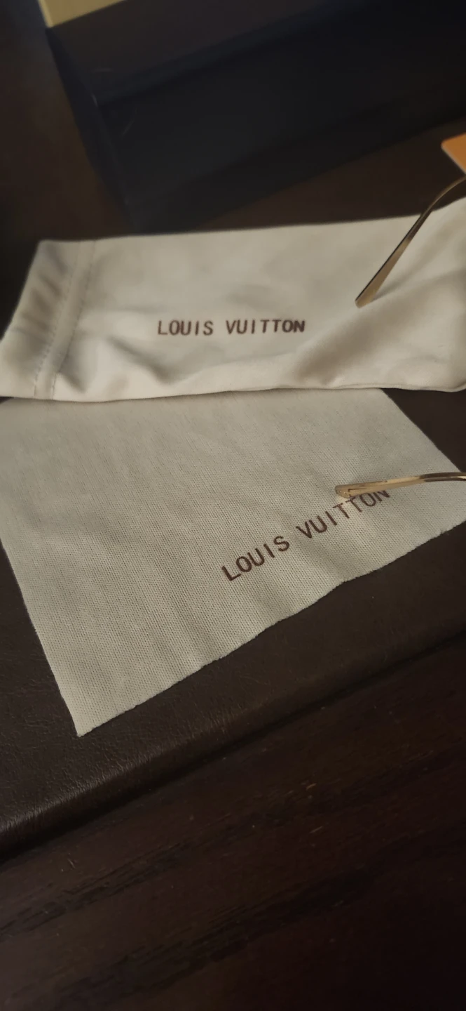 Louis Vuitton Sunglasses with Box and Accessories - photo 4