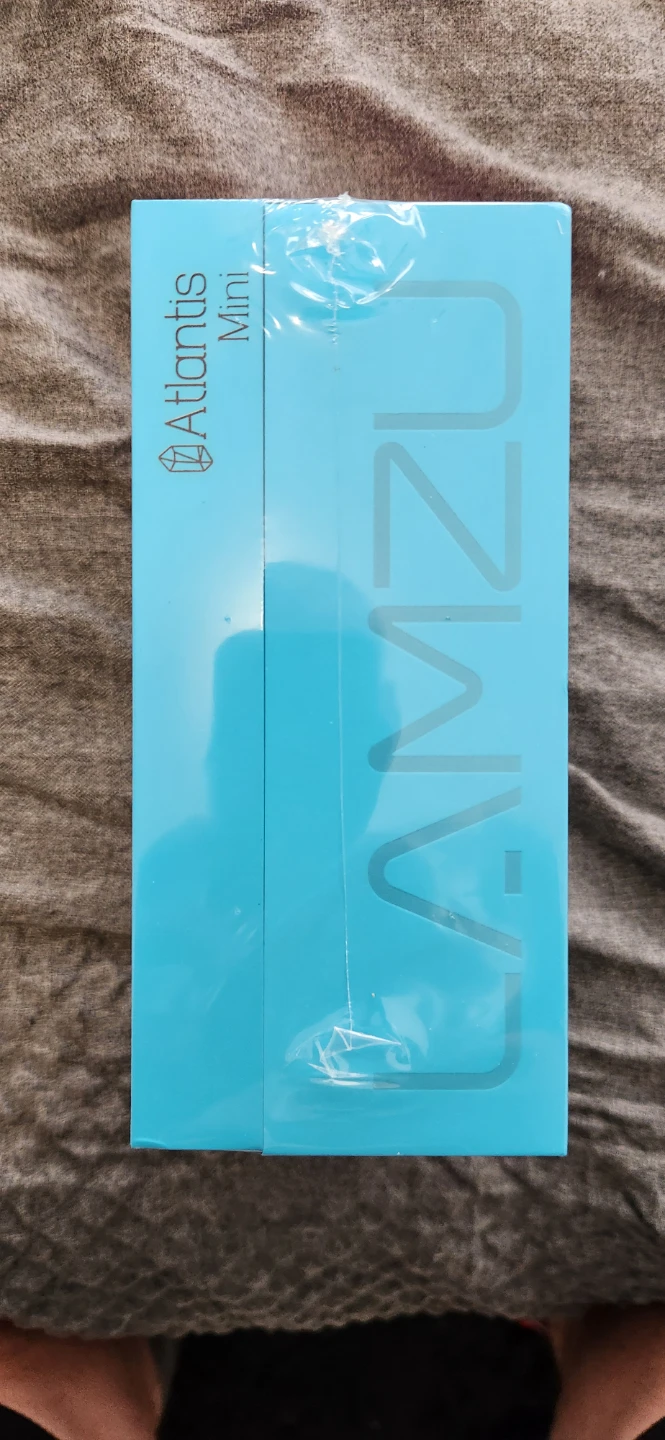 LAMZU Atlantis Mini Super Light Wireless Gaming Mouse - photo 3