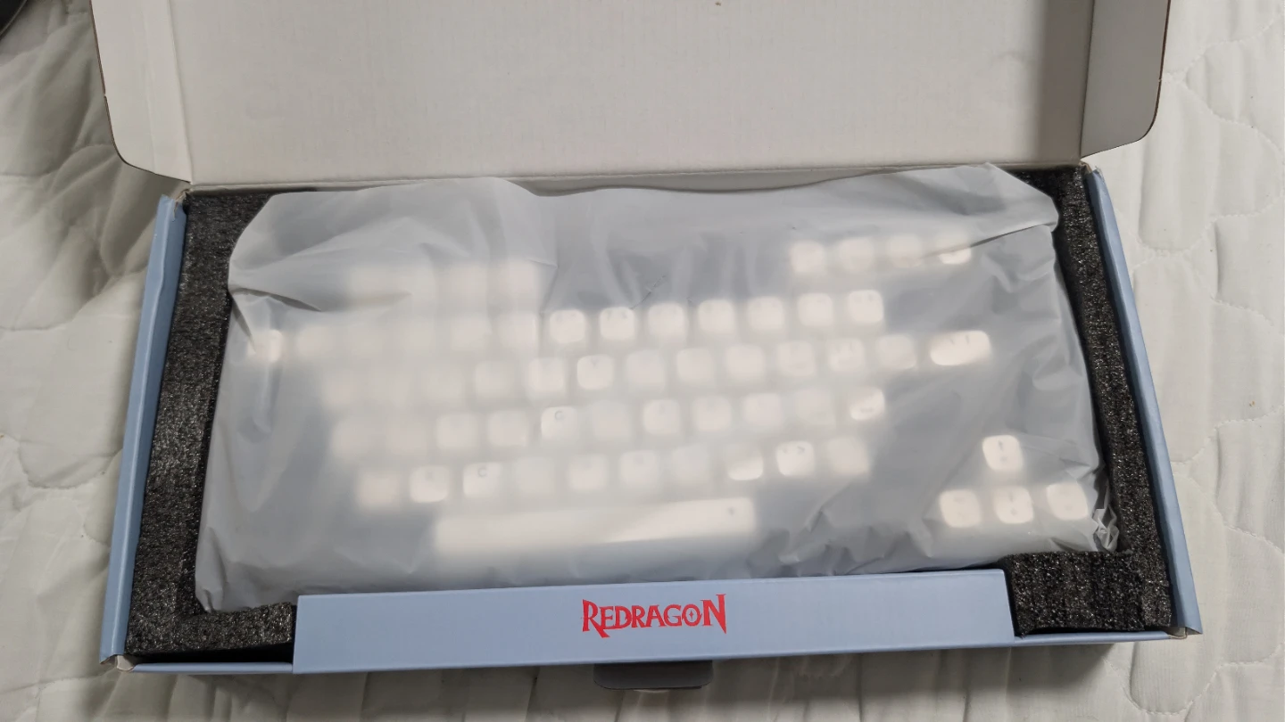 Redragon UCAL MAGNETIC Wired Mechanical Keyboard - photo 3