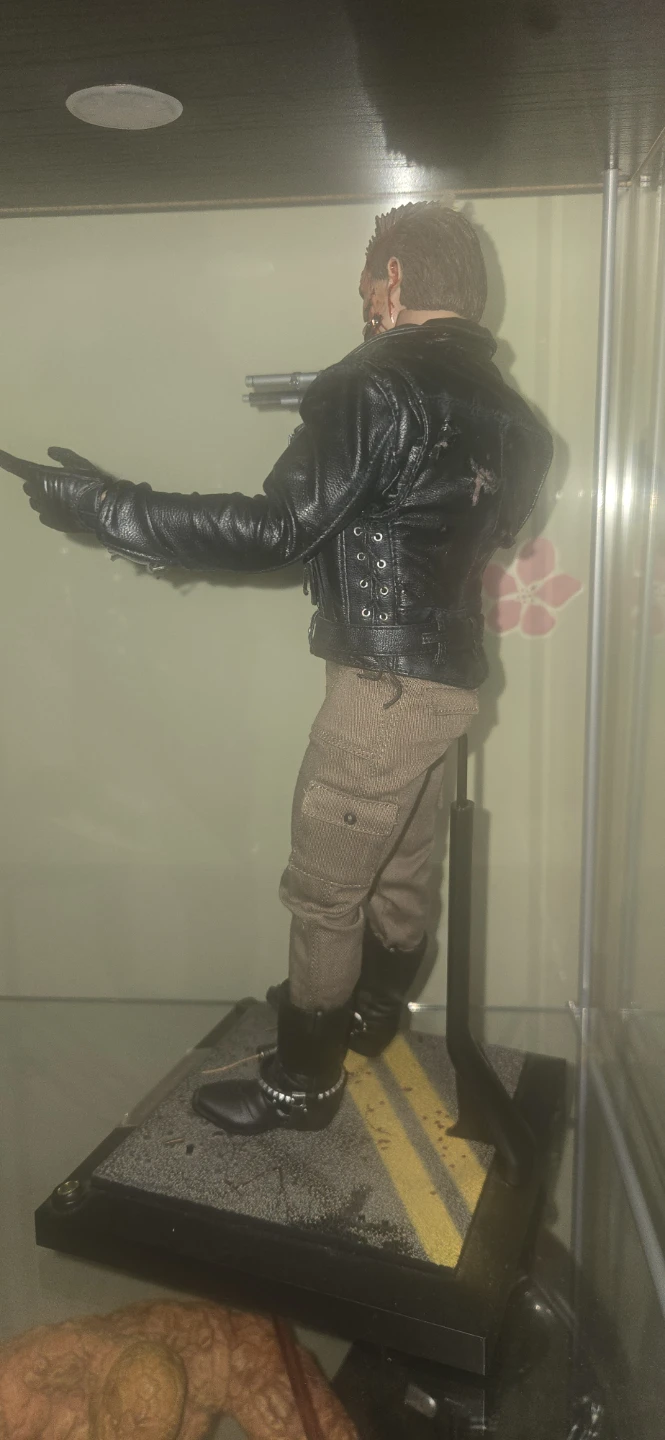 The Terminator T-800 Action Figure - photo 2