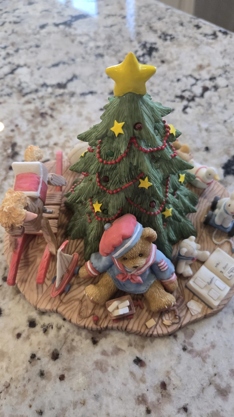 Enesco "Spread Holiday Cheer" Limited Edition Figurine