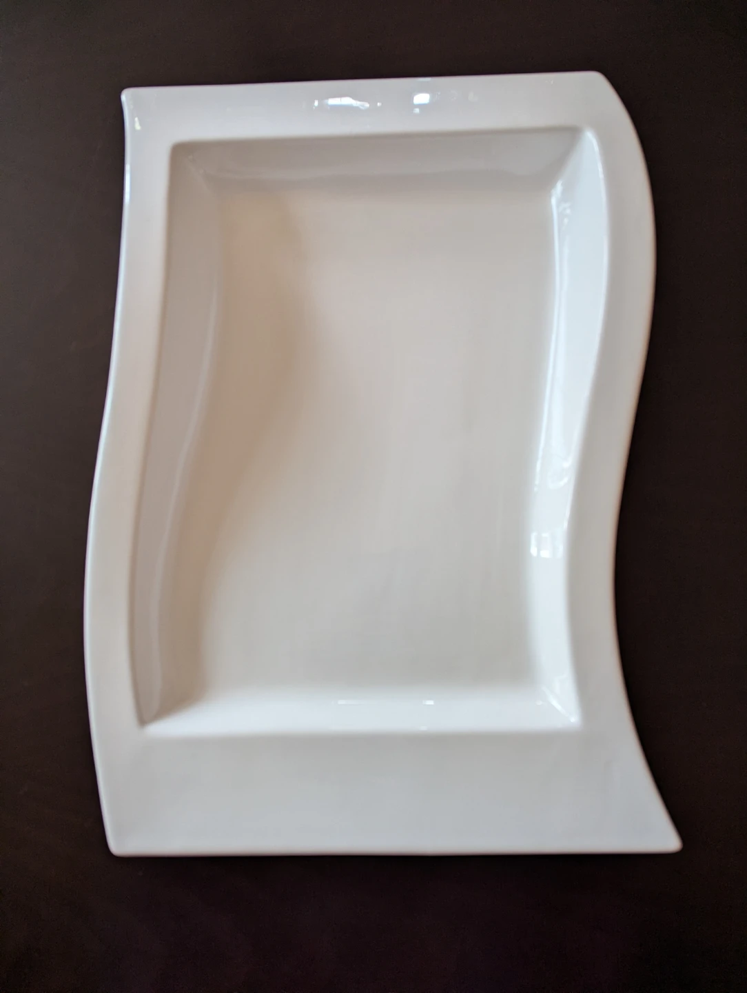 Like new! Gorgeous oversized white serving platter