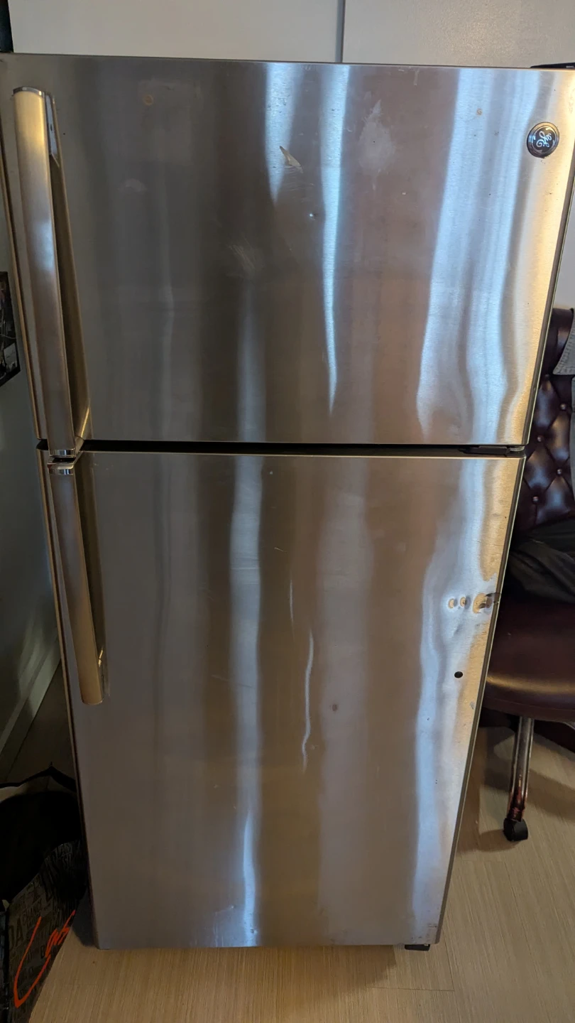 GE Stainless Steel Refrigerator - photo 4