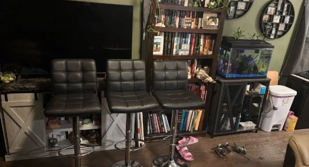 Set of 3 adjustable baar stools great condition - photo 3