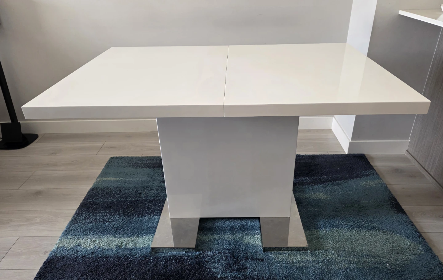 Modern White Extendable Dining Table