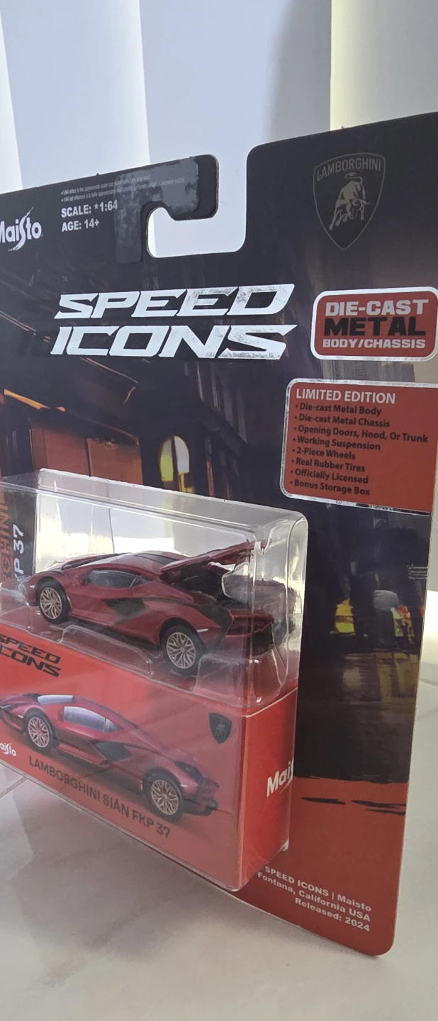 Lamborghini Sián FKP 37 Die-Cast 1:64 Scale Model Car - photo 3
