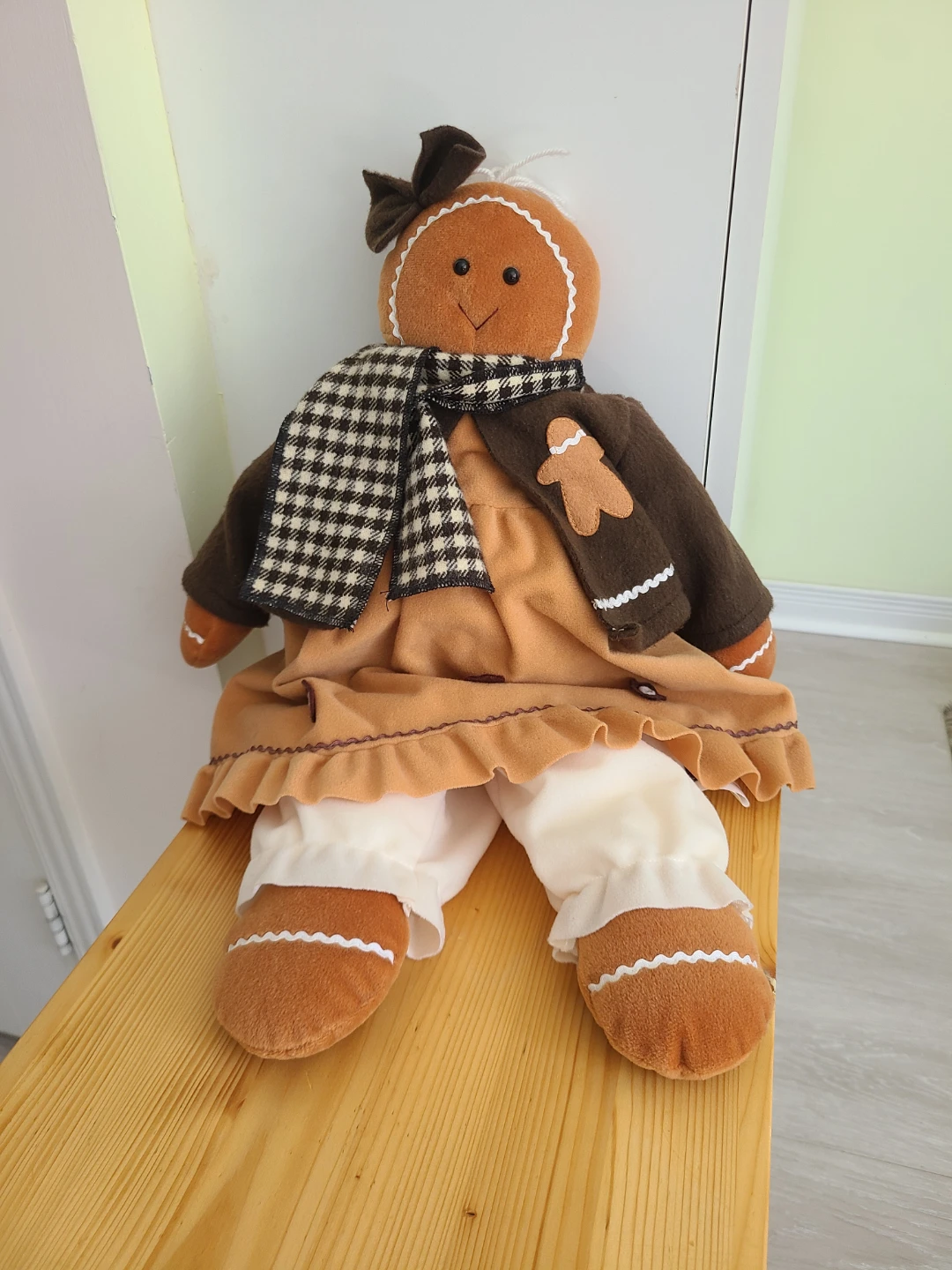 Gingerbread Woman Plush Decoration - photo 2