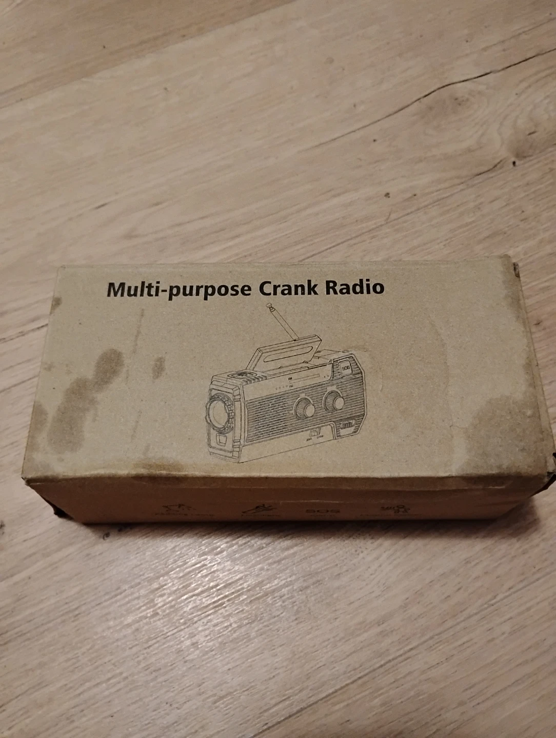 Multi-purpose Crank Radio with Solar Panel and Flashlight