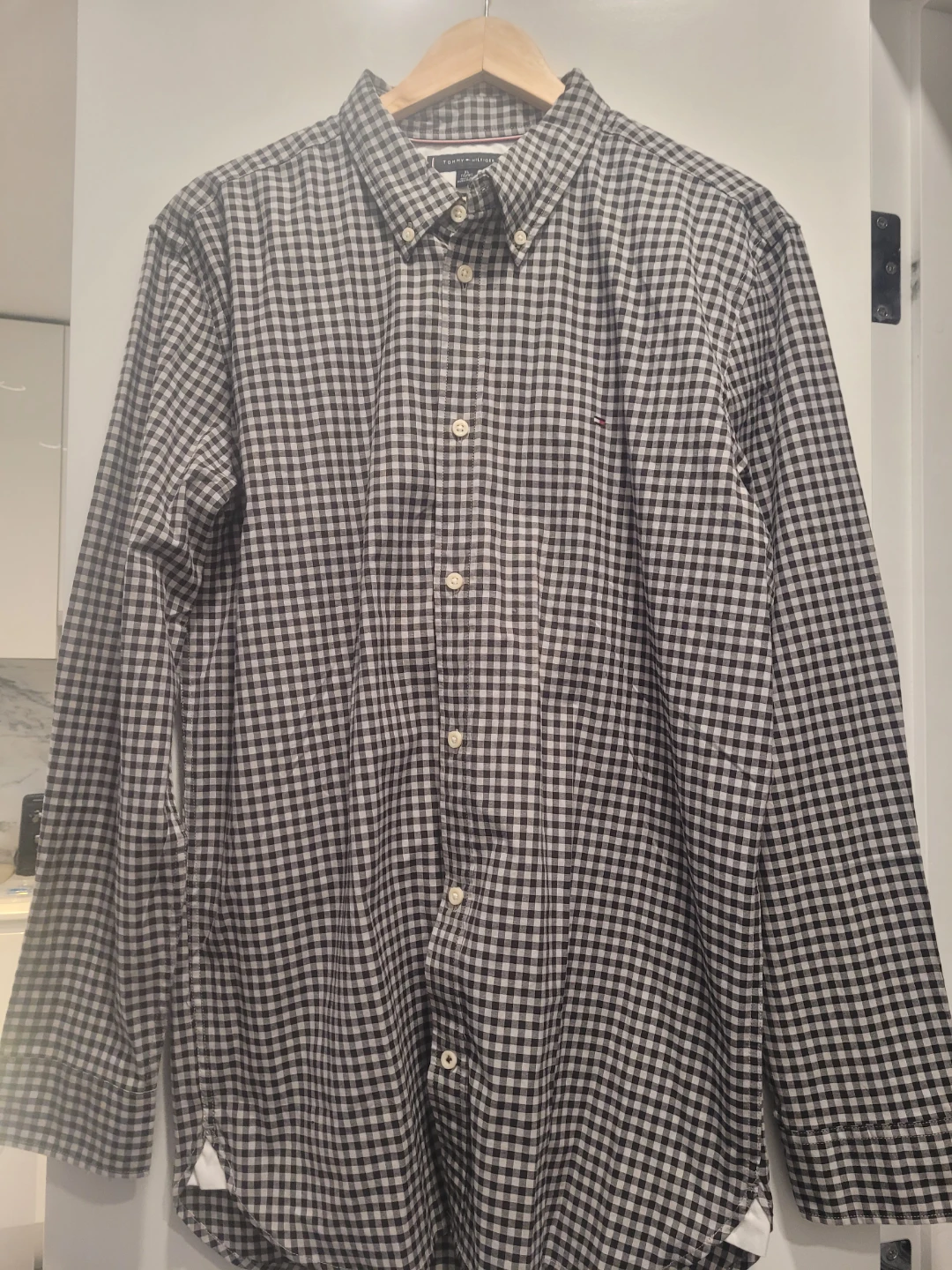 XL - 2x Men’s Long Sleeve Button Down Shirts Bundle T. Hilfiger - photo 4