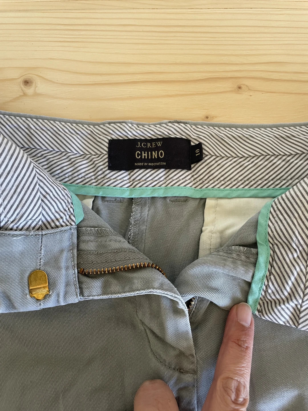 J. Crew Chino Shorts Size 10 Grey - photo 2