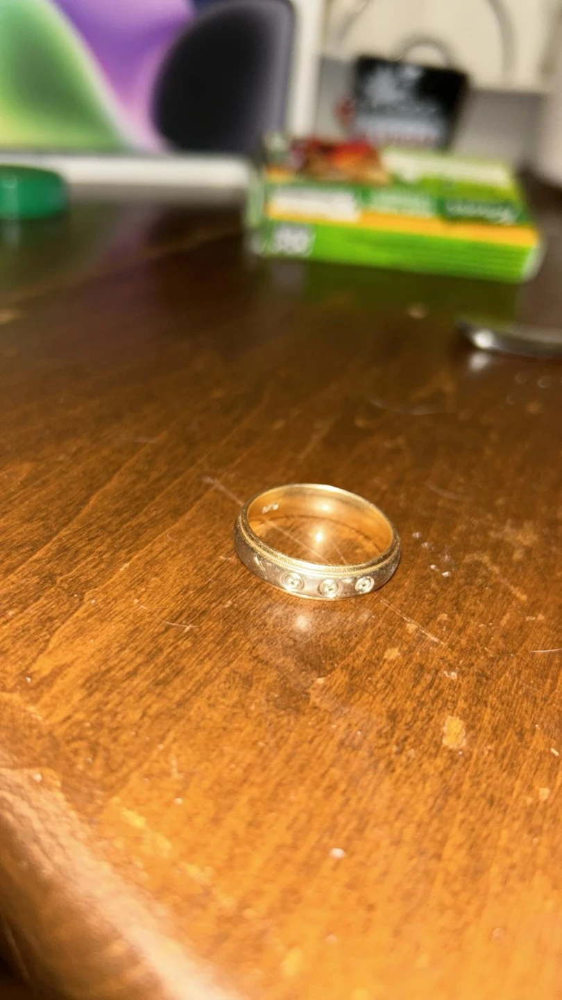 Gold Ring with Diamonds