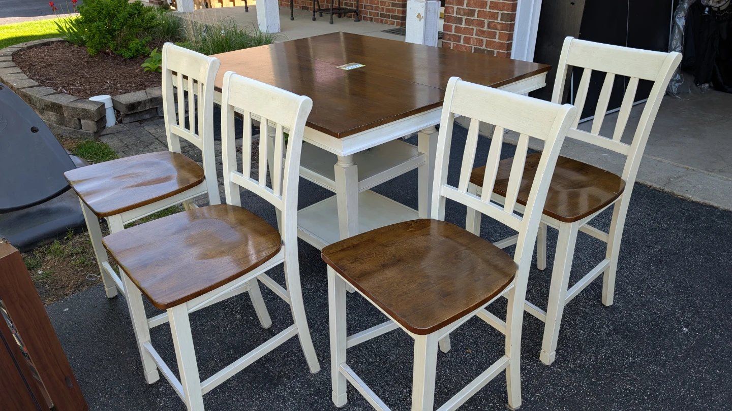 Counter Height Dining Set with Table and 4 Stools