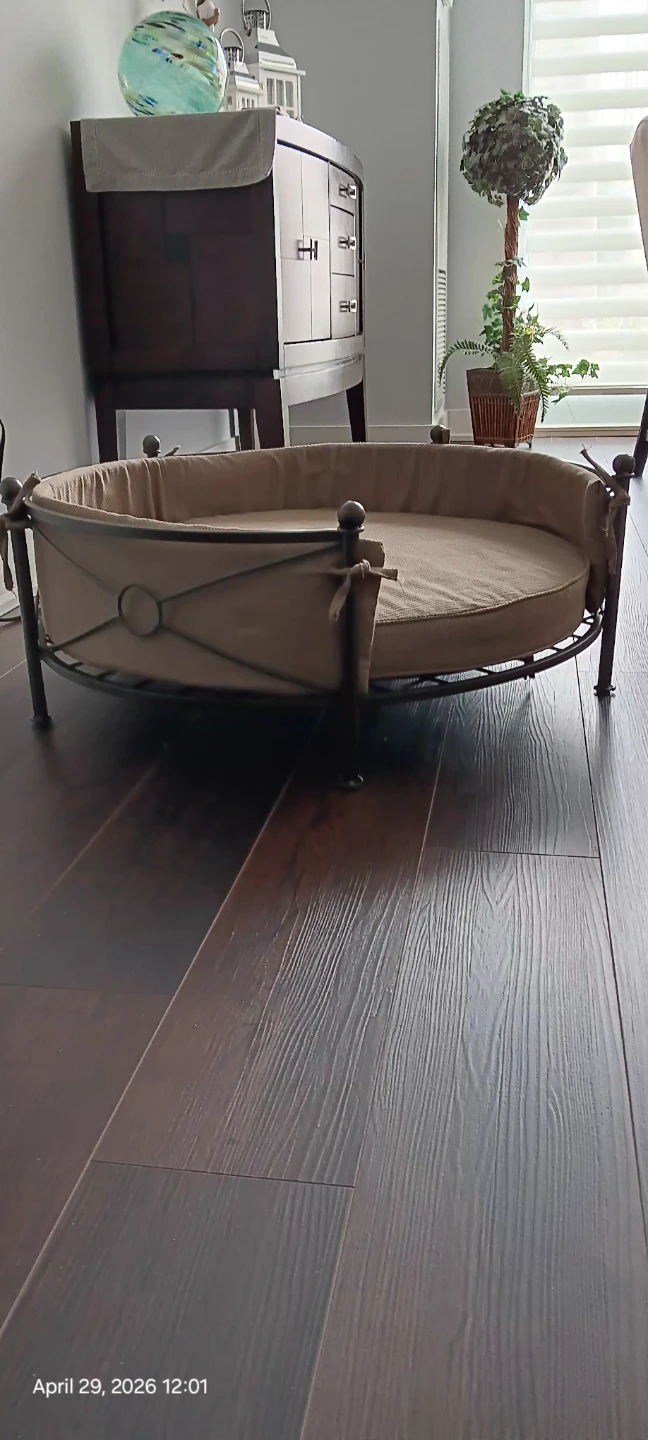 Round Pet Bed with Metal Frame
